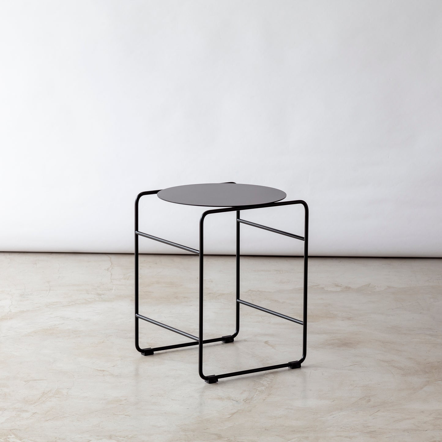 Mesa de apoio LOU - Aço Carbono / Preta