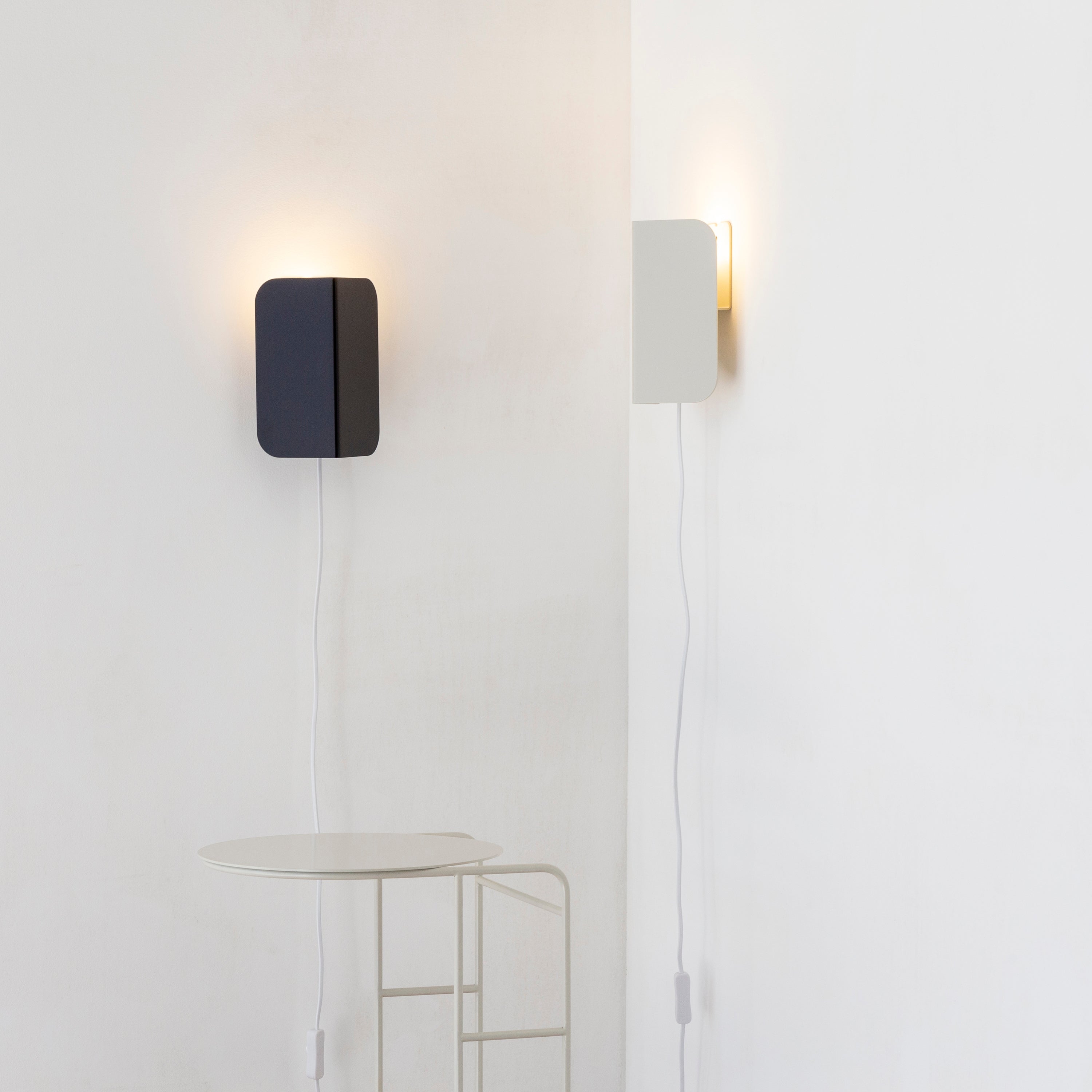 Arandela e Luminária de Mesa RUFI - Off White