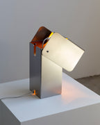 Tauri - Luminária de Mesa em Inox