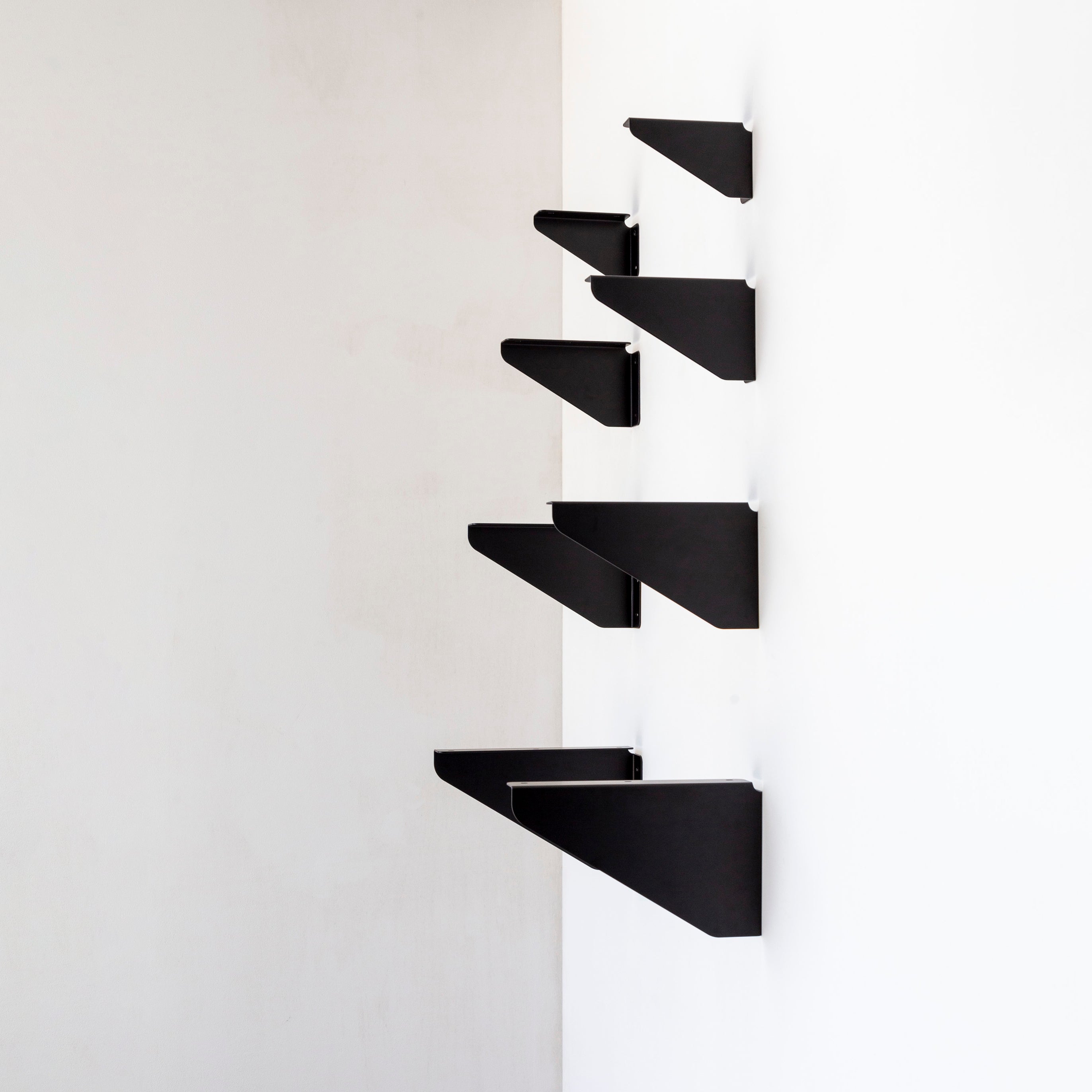 Mão francesa SP (par) - Suporte para prateleira em aço - Preto fosco