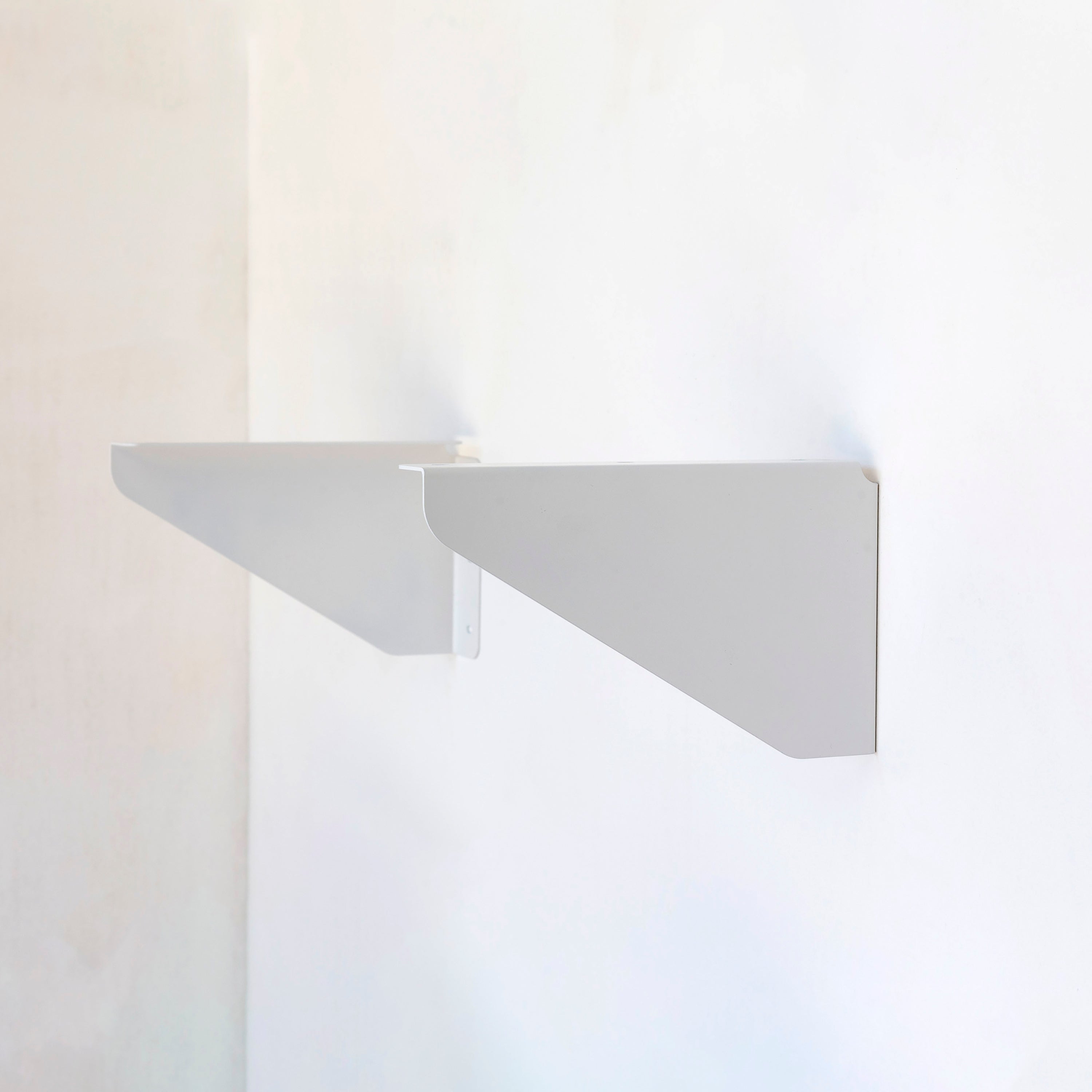 Mão francesa SP (par) - Suporte para prateleira em aço - Branco
