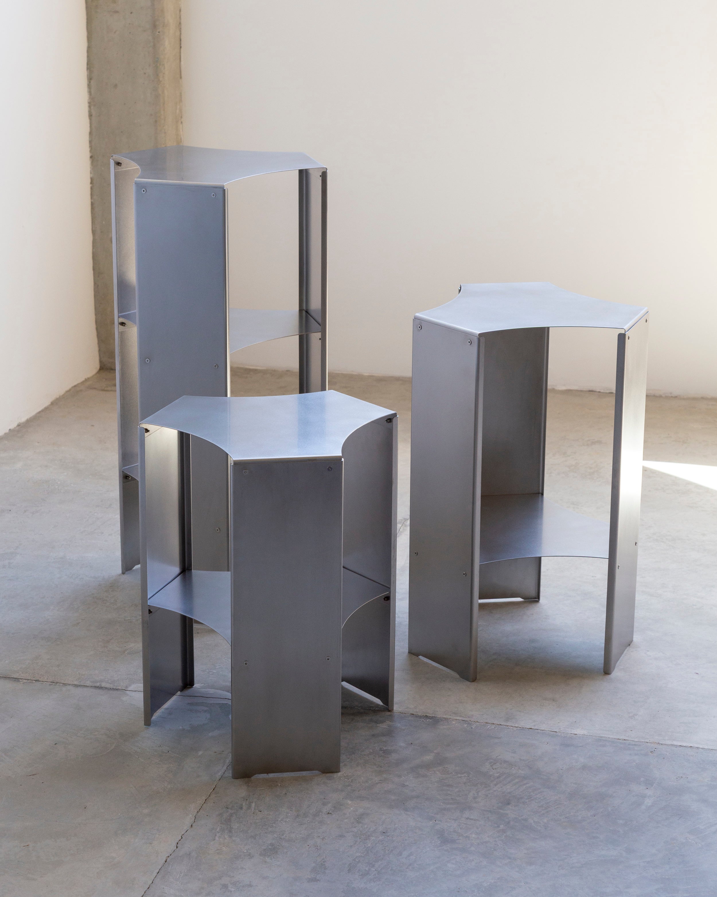 Vórtice 80 - Estante em Aço Inox