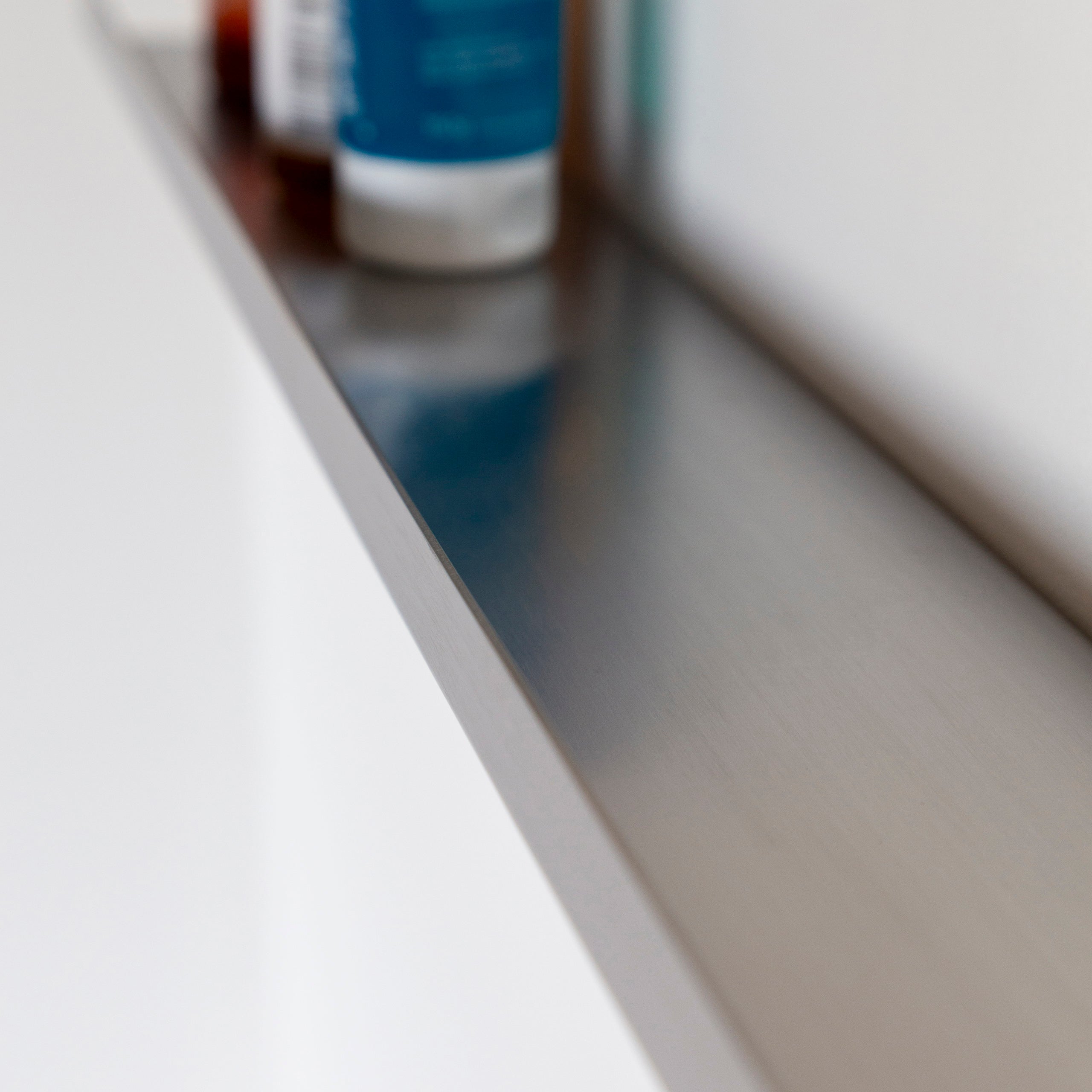 Prateleira Linear em Aço Inox Escovado T44 - SH