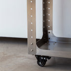 Unit - Estante e carrinho em Inox