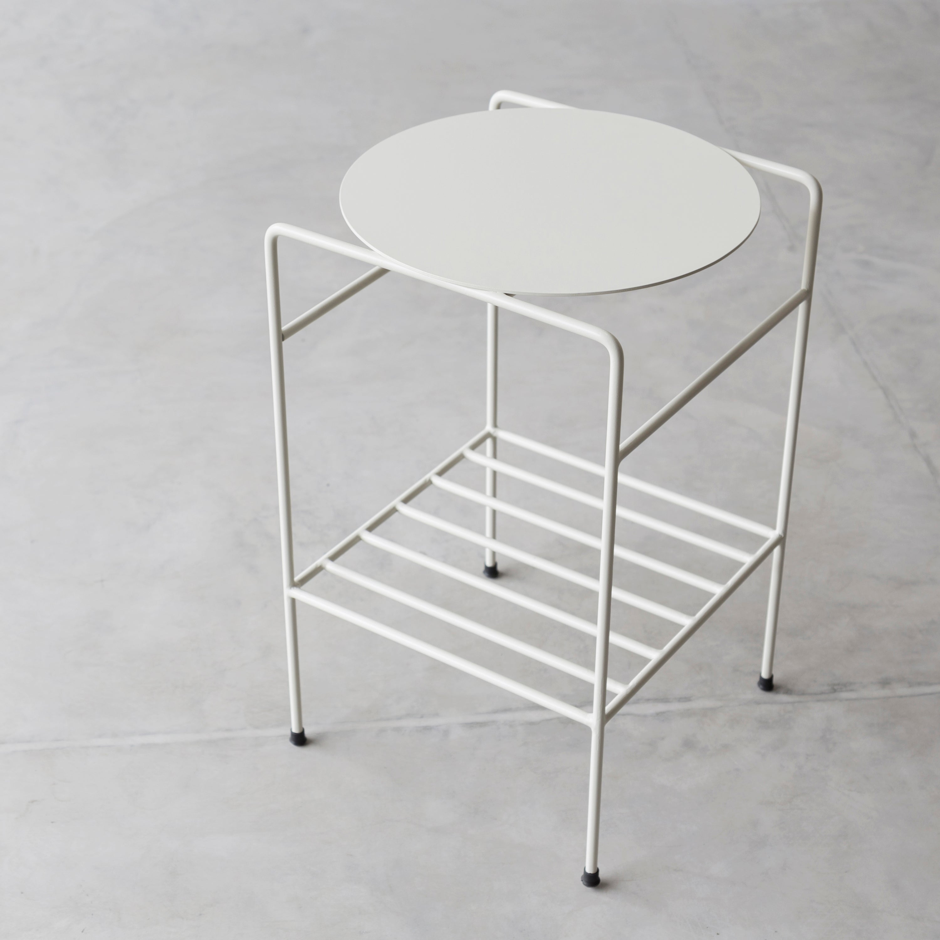 Mesa lateral OU - Off white