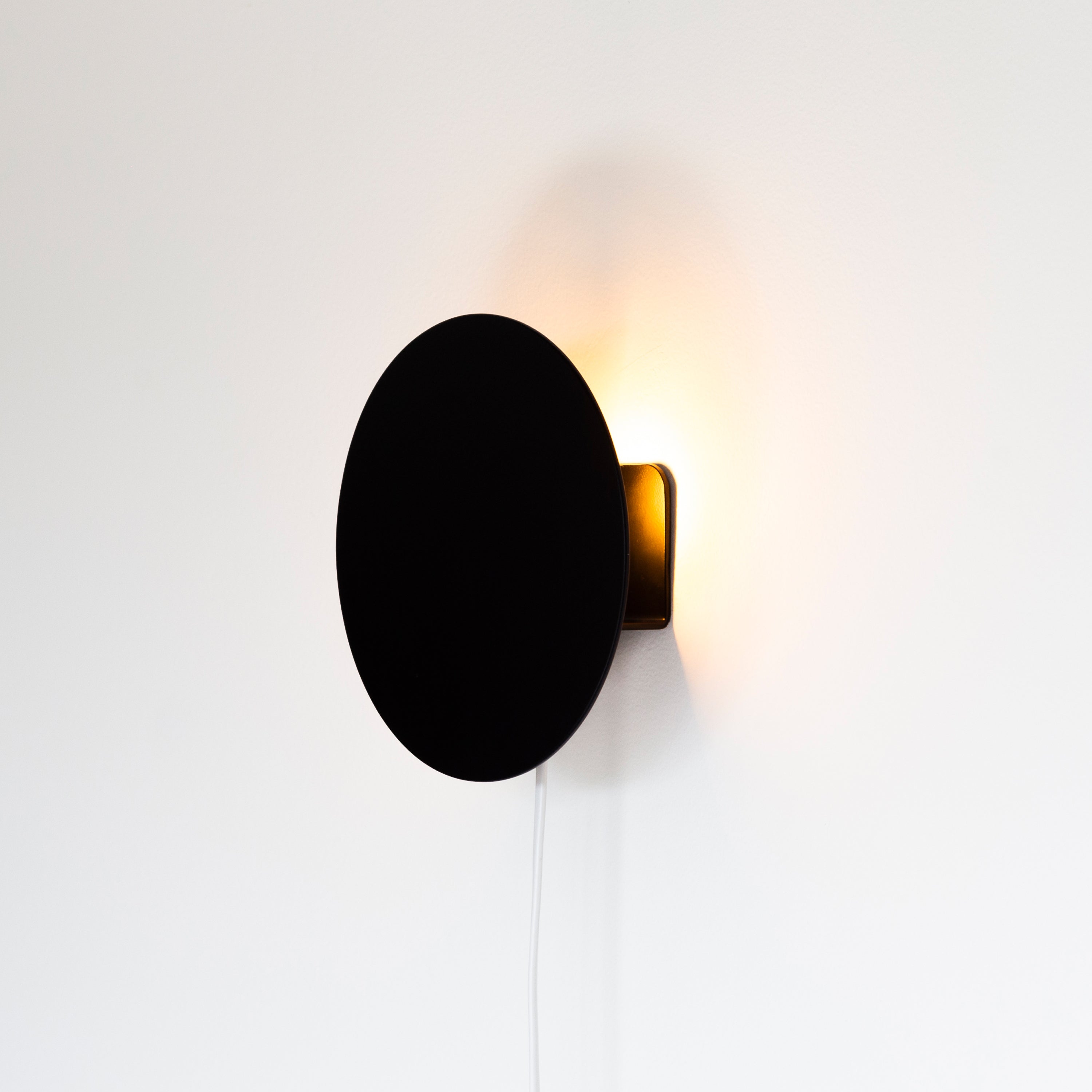 Arandela Orb - Preta